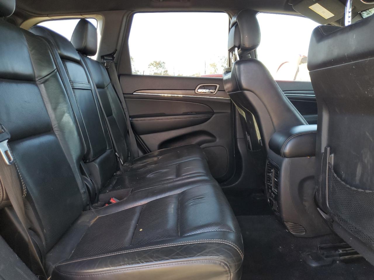 2014 Jeep Grand Cherokee - Image 11
