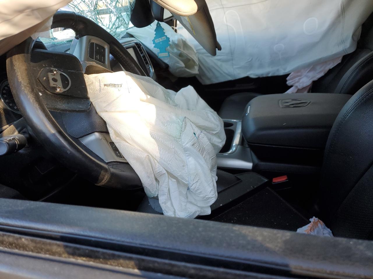 2018 RAM 2500 - Image 7