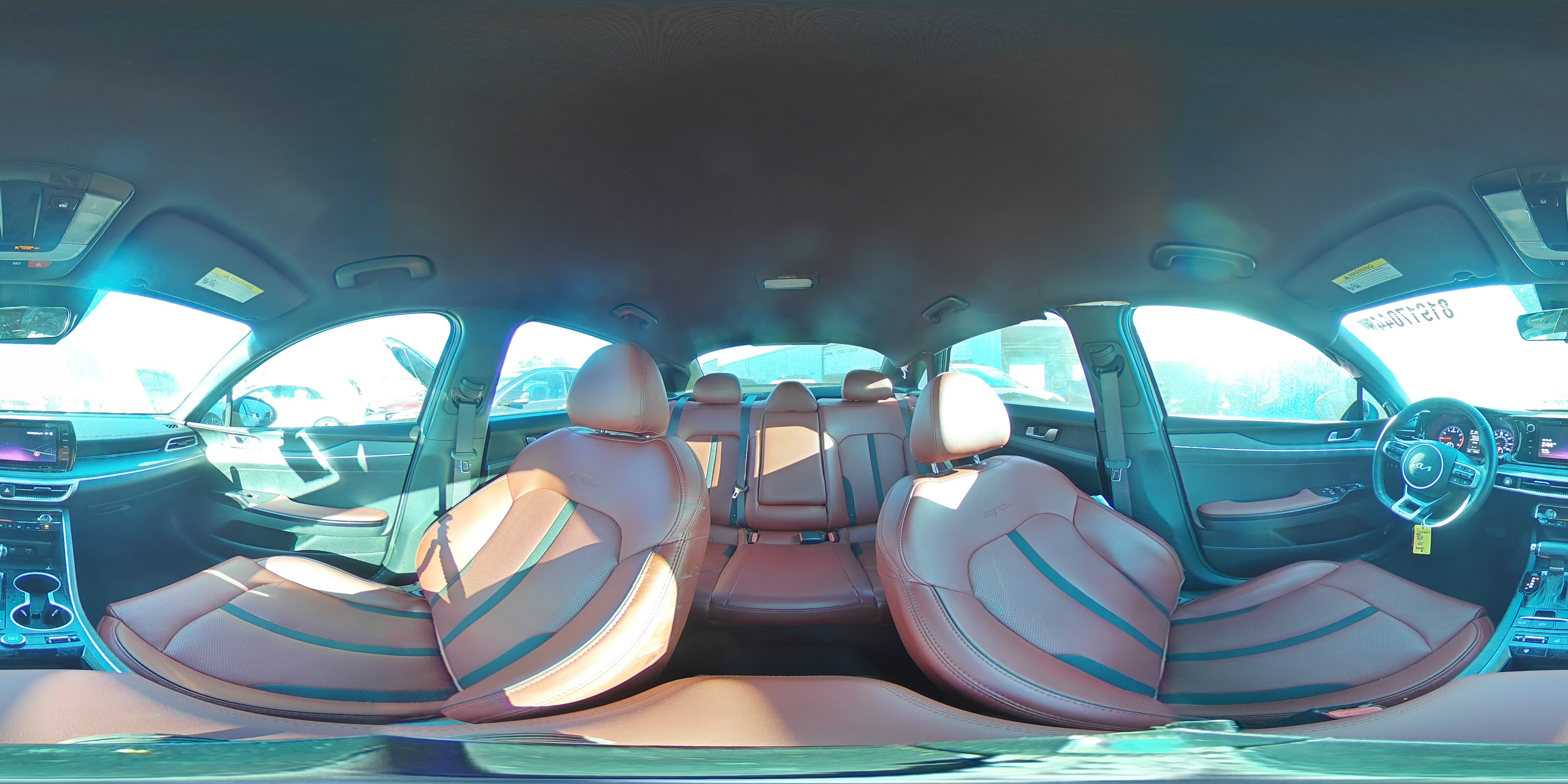 2024 Kia K5 - Image 14