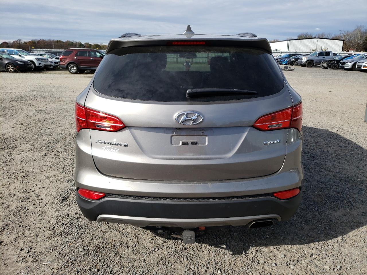 2015 Hyundai Santa Fe - Image 6