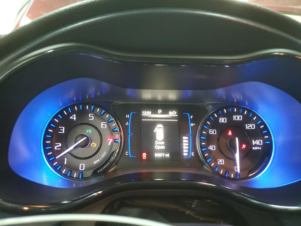 2015 Chrysler 200 - Image 9