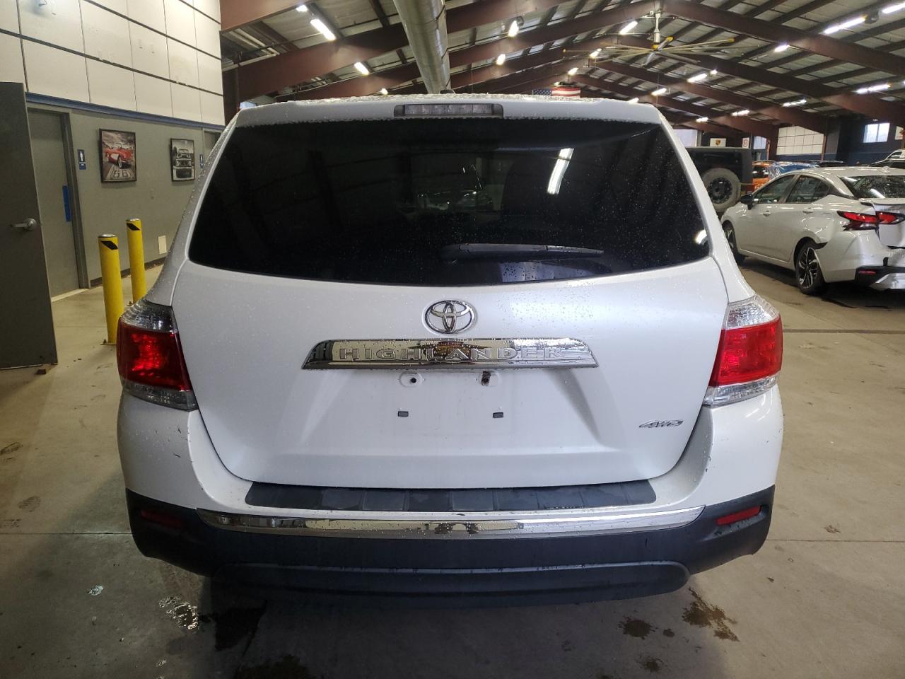 2012 Toyota Highlander Base VIN: 5TDBK3EH8CS128703 Lot: 81612864