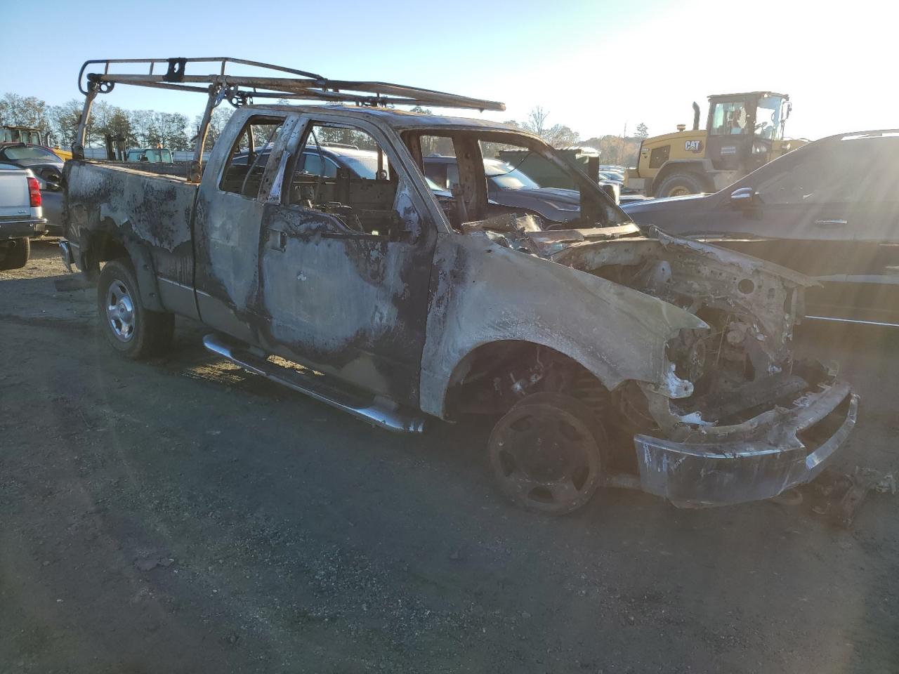 2005 Ford F-150 - Image 4