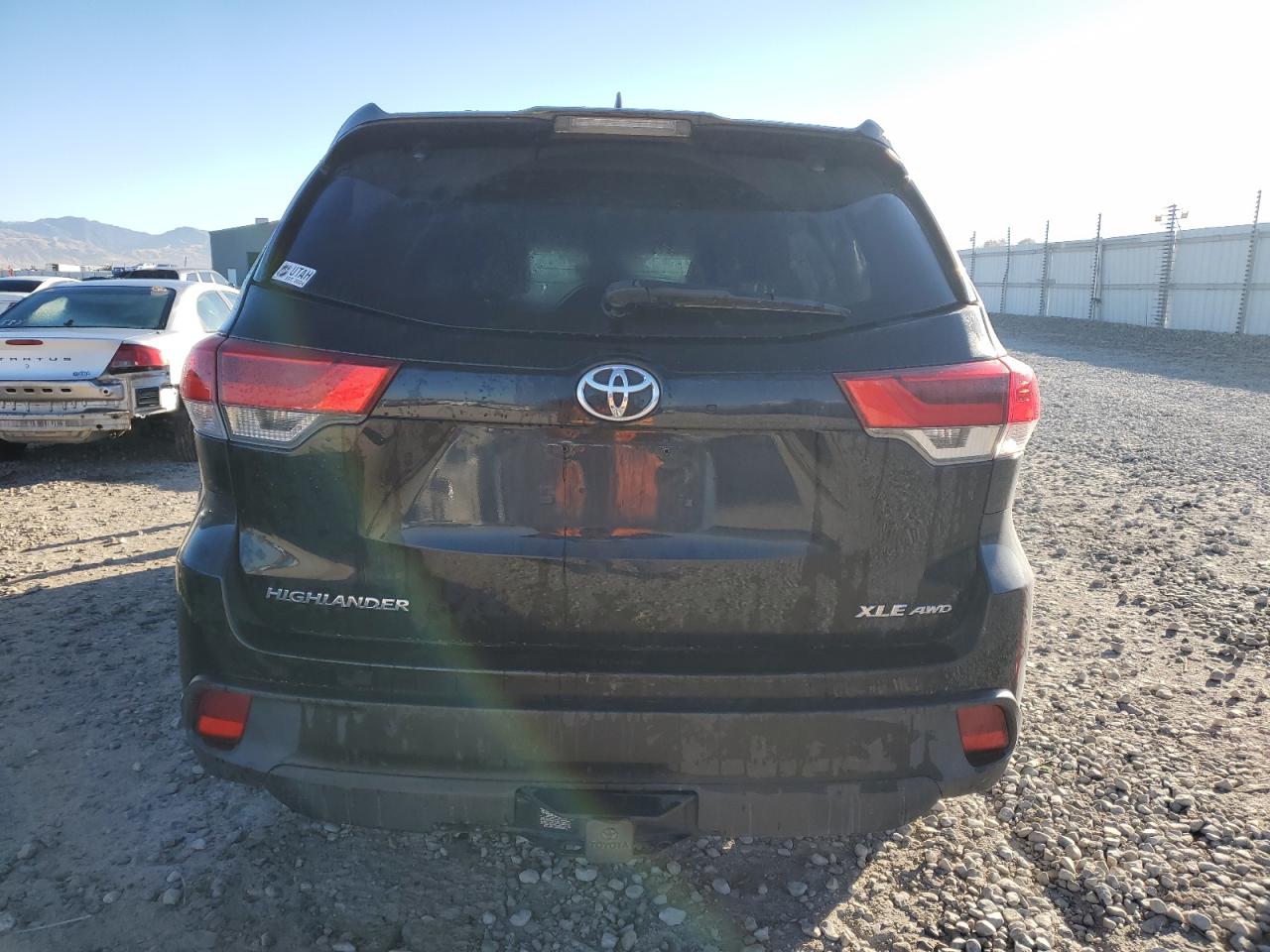 2019 Toyota Highlander Se VIN: 5TDJZRFH2KS926122 Lot: 79468464