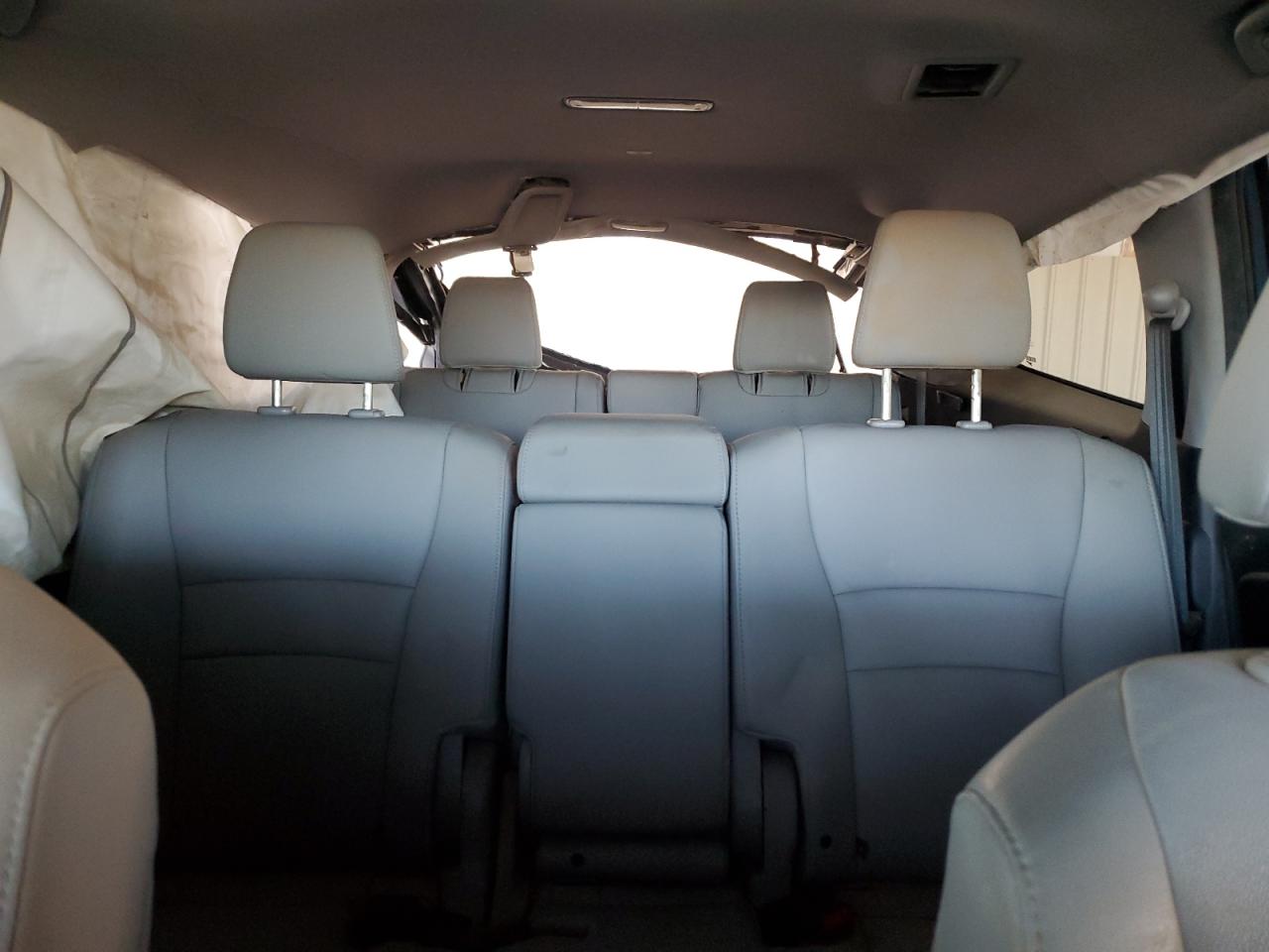 2017 Honda Pilot - Image 10