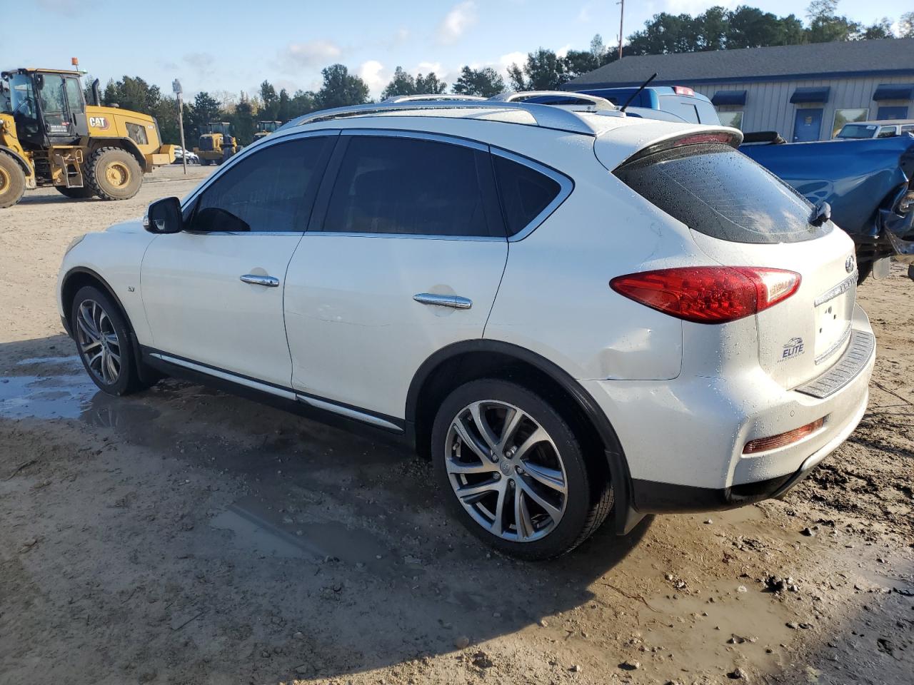 2017 Infiniti QX50 - Image 2