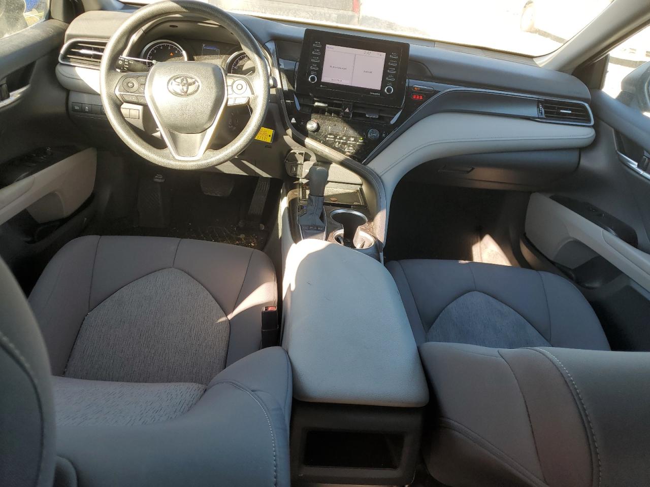 2022 Toyota Camry - Image 8