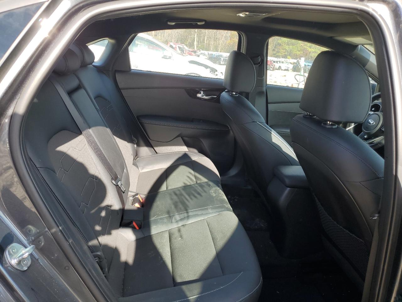 2021 Kia Forte - Image 10