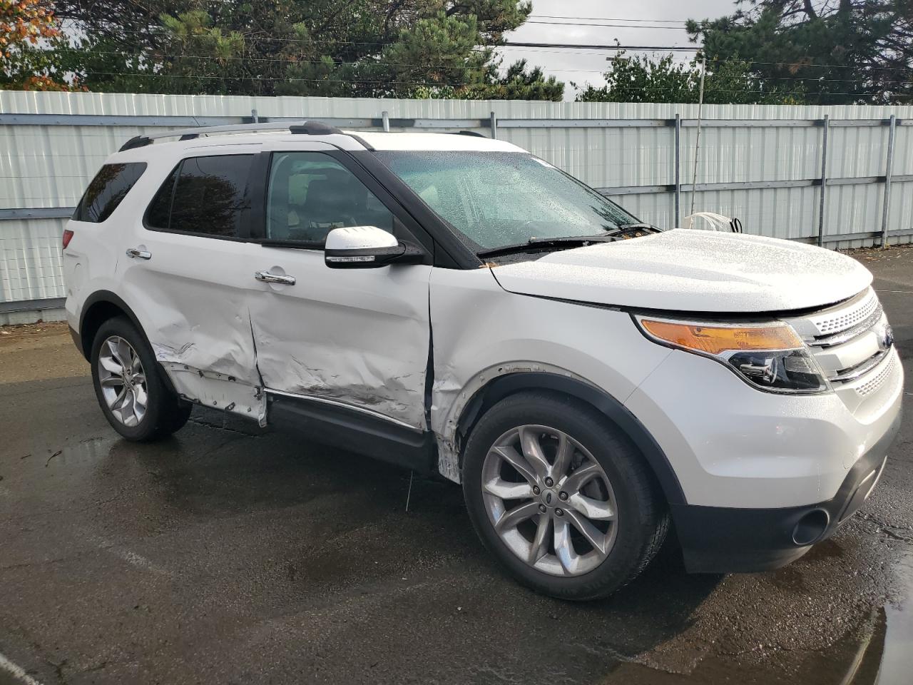 VIN 1FM5K8F88DGC90251 2013 FORD EXPLORER no.4