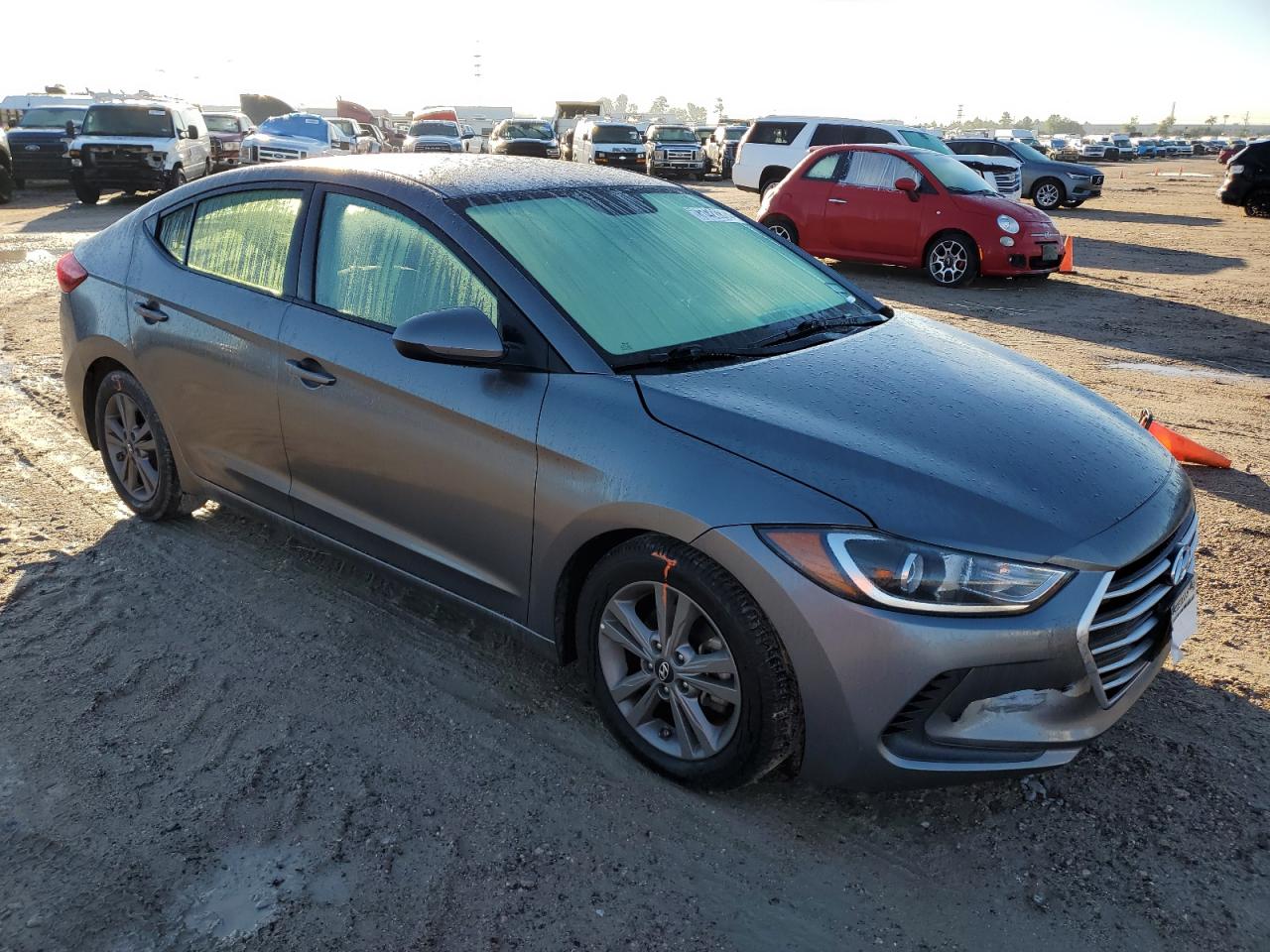 2018 Hyundai Elantra - Image 4