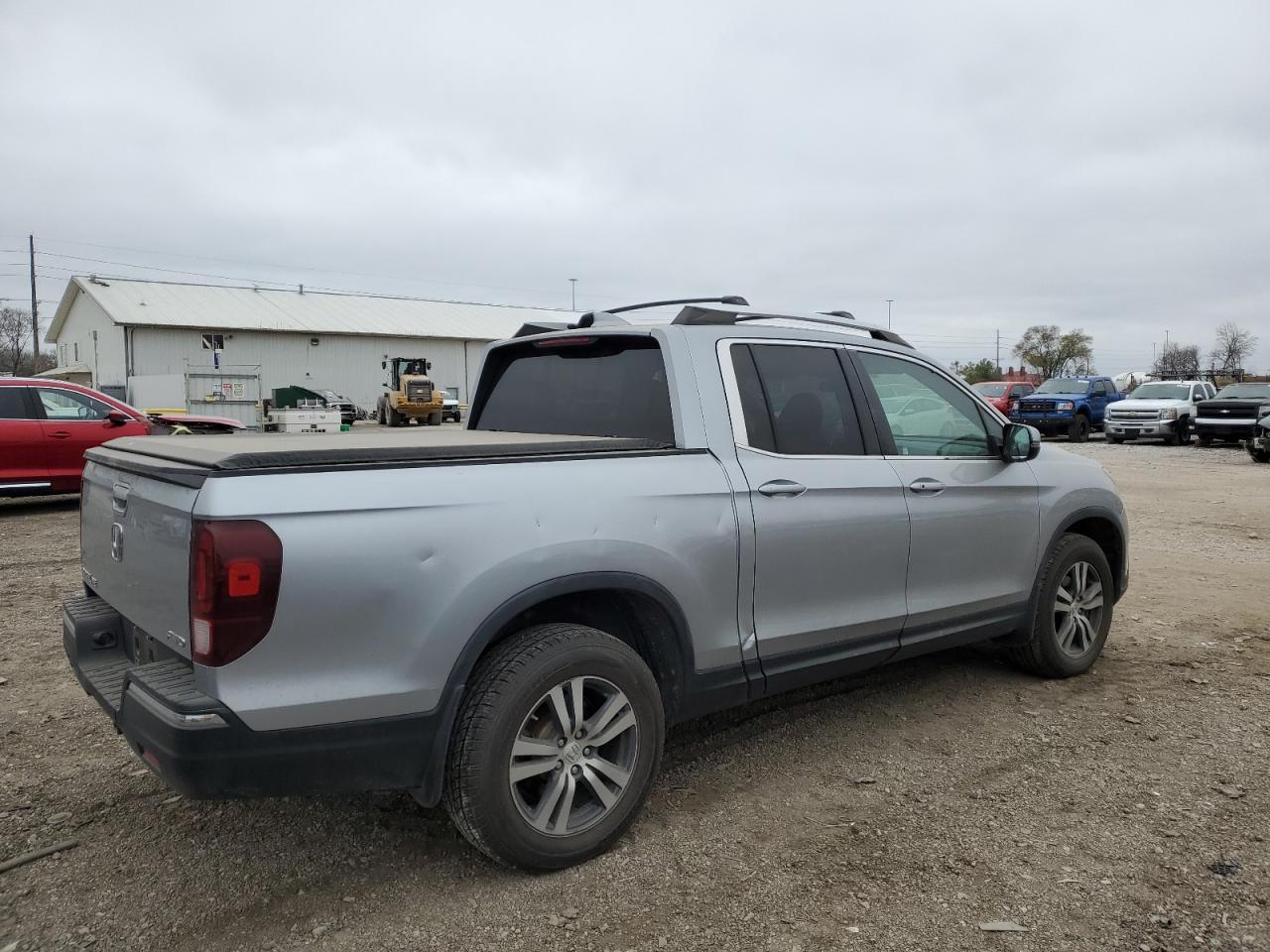 VIN 5FPYK3F41HB035465 2017 HONDA RIDGELINE no.3