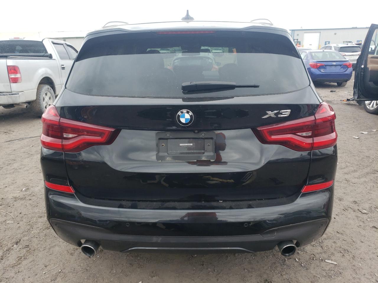 VIN 5UXTR9C52JLC79421 2018 BMW X3 no.6