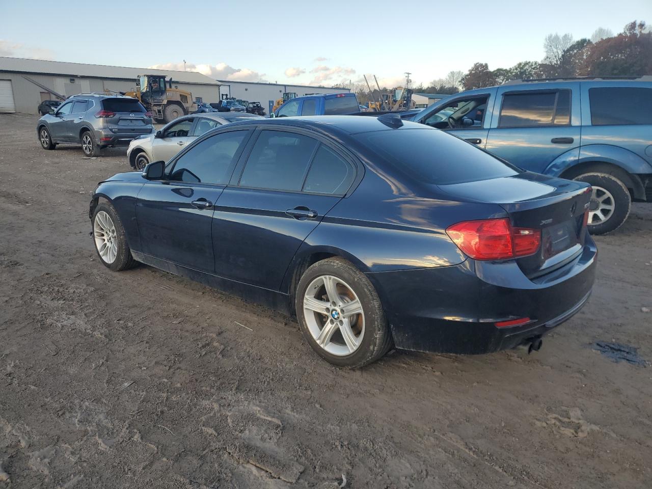 VIN WBA3B5C5XDF590154 2013 BMW 3 SERIES no.2