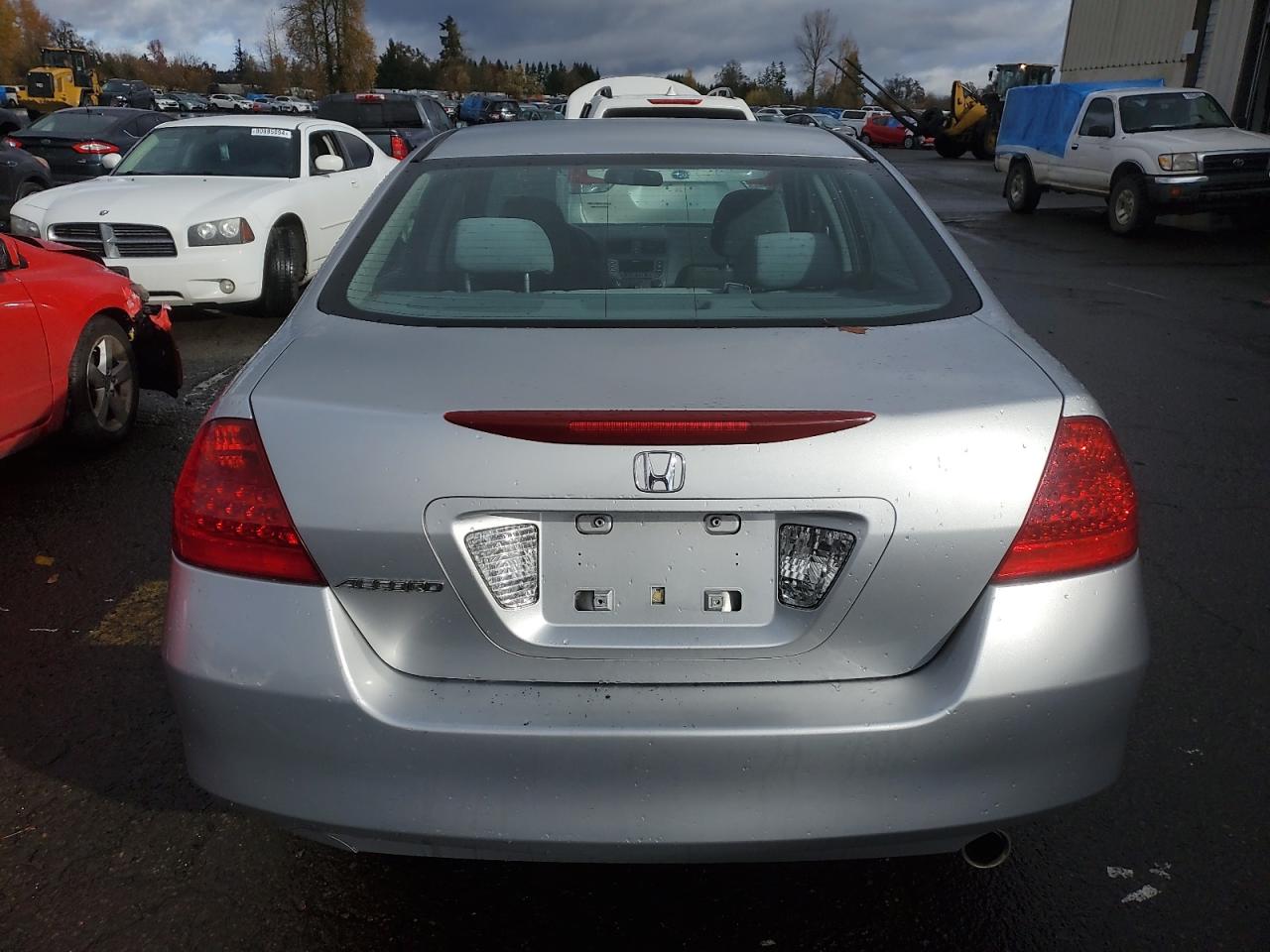 2007 Honda Accord Se VIN: 1HGCM56337A211361 Lot: 81111544