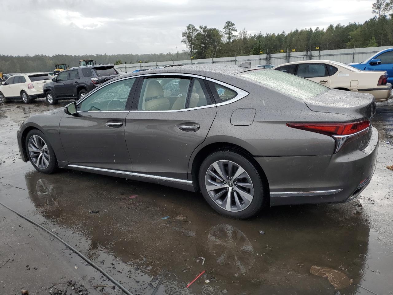 2019 Lexus LS - Image 2