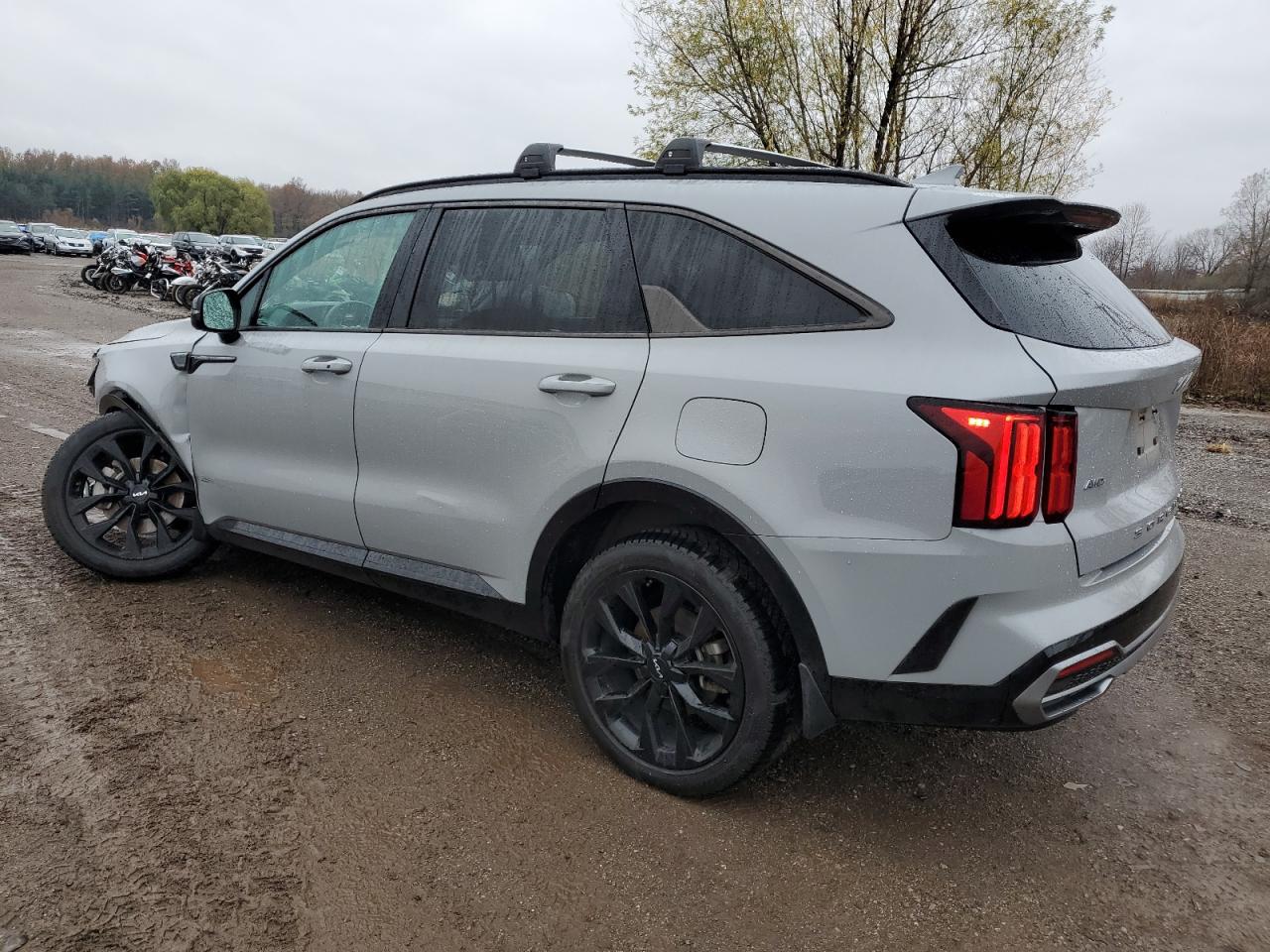 2022 Kia Sorento - Image 2
