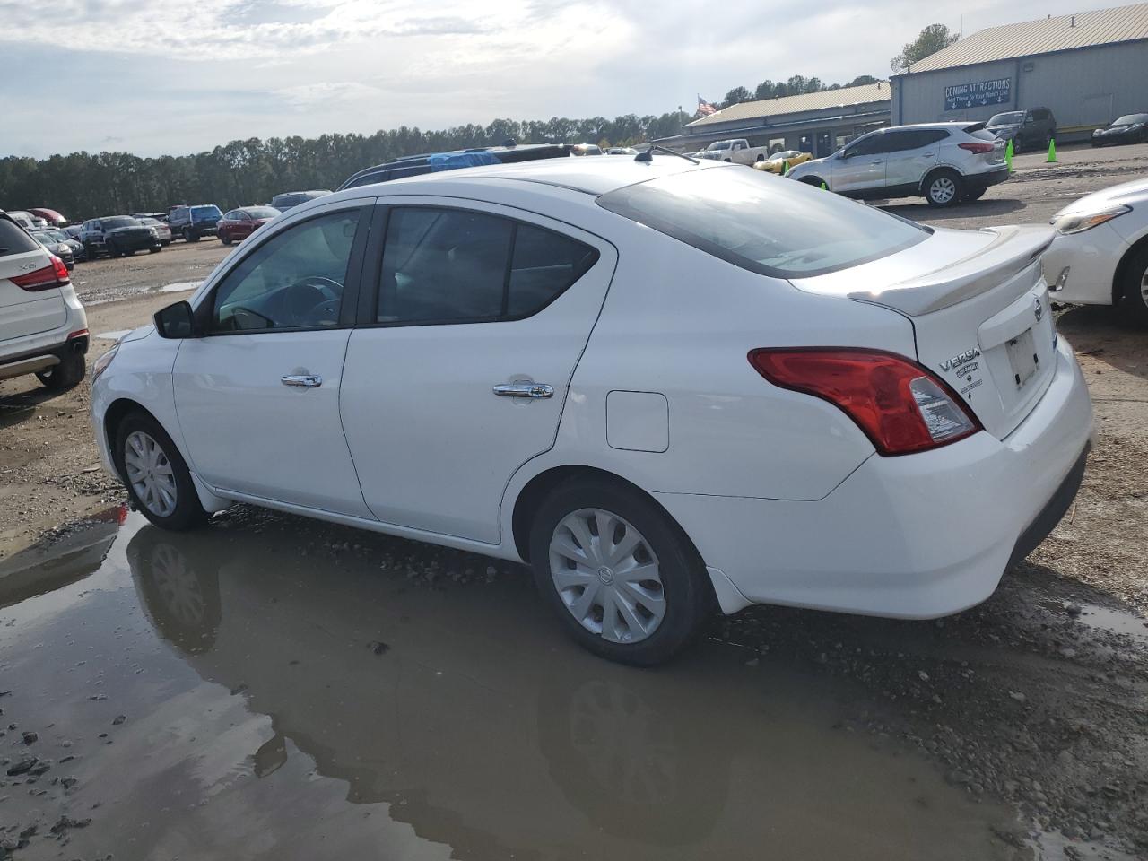 VIN 3N1CN7AP1FL901864 2015 NISSAN VERSA no.2