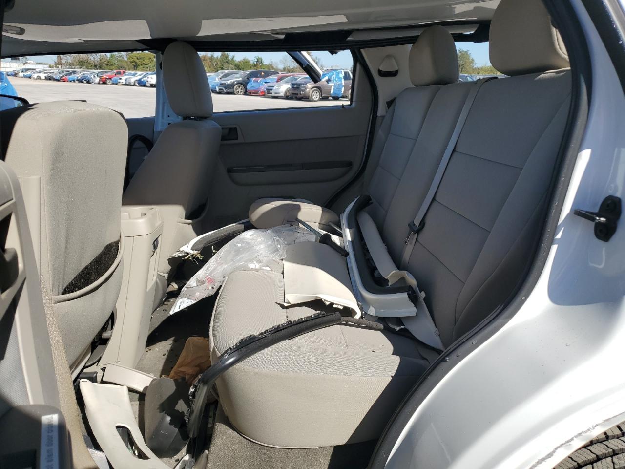 2012 Ford Escape - Image 12