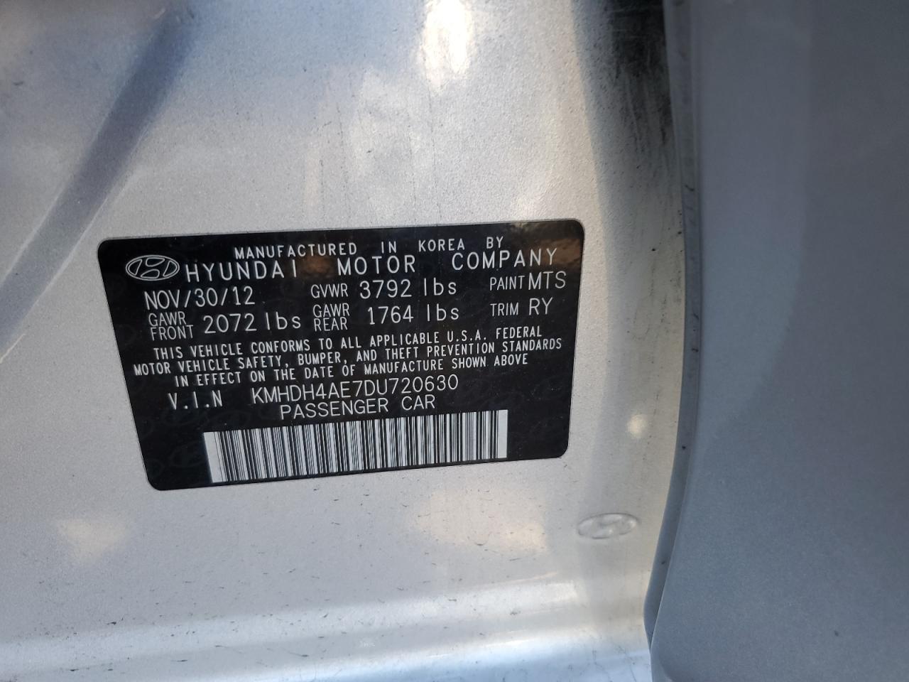 2013 Hyundai Elantra - Image 13