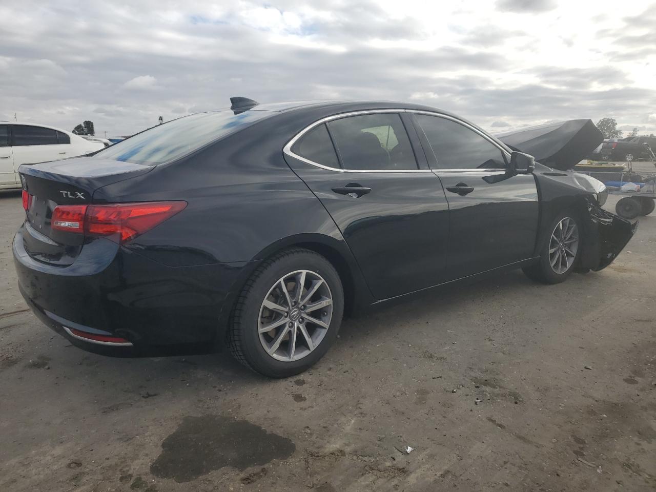 2018 Acura TLX - Image 3