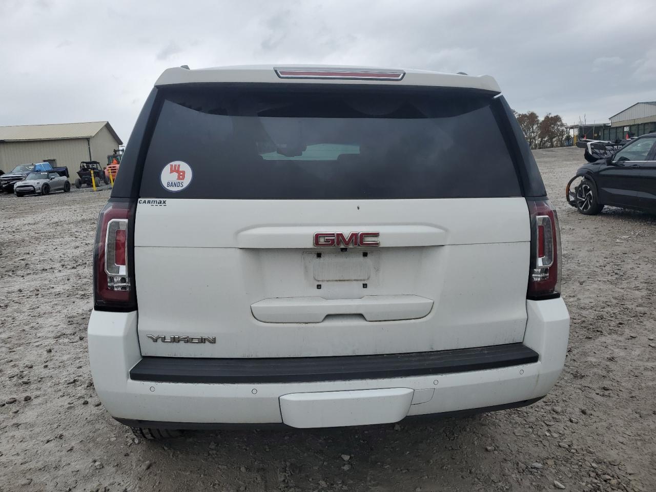 2017 GMC Yukon - Image 6