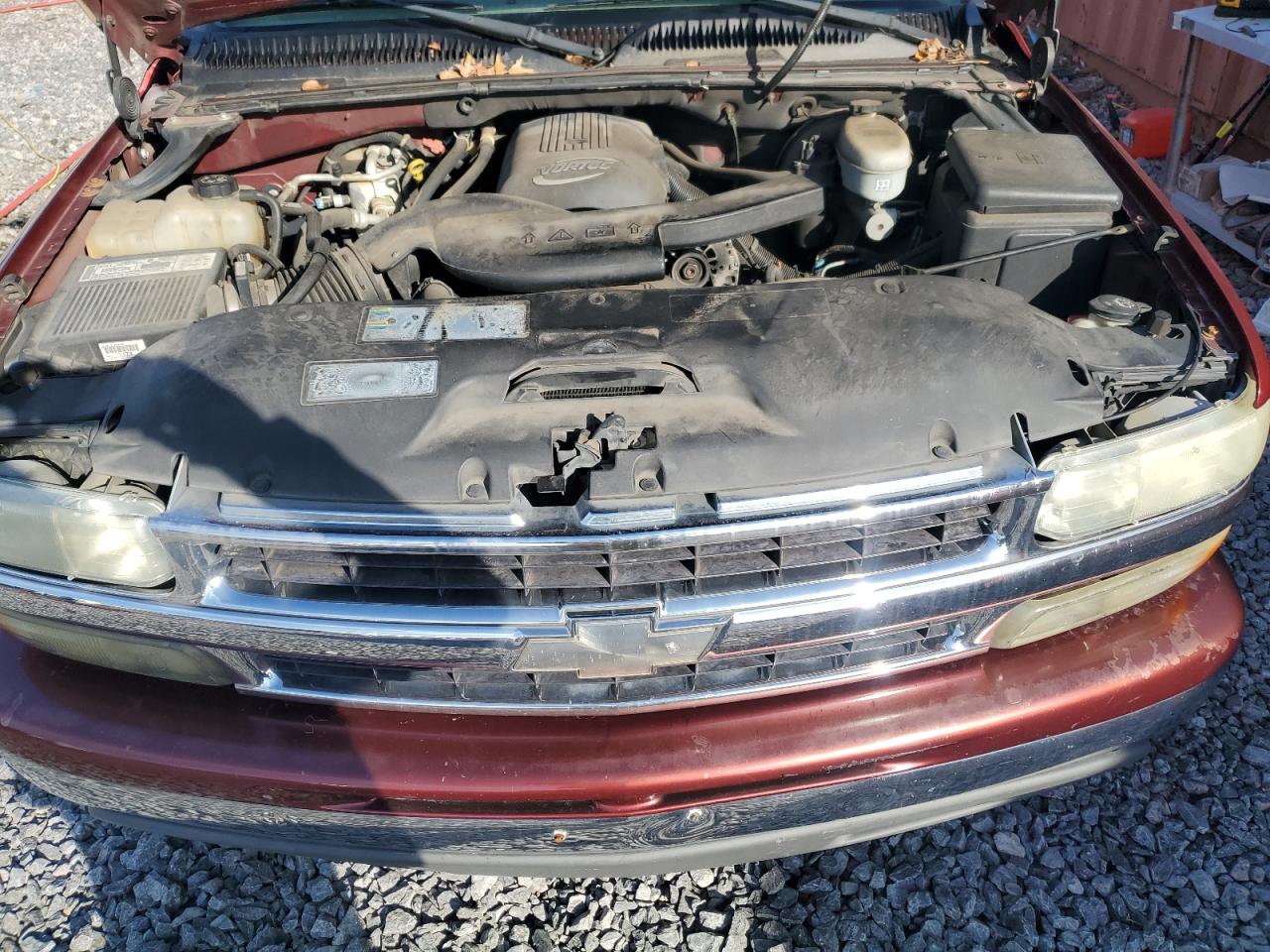 2003 Chevrolet Tahoe - Image 12