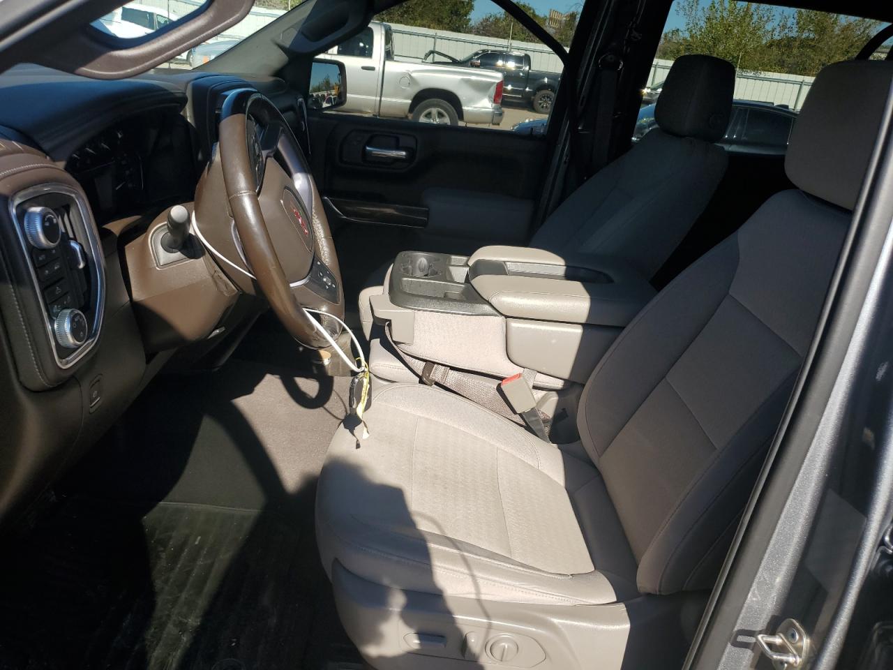 2019 GMC Sierra - Image 7