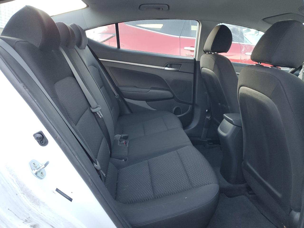 2020 Hyundai Elantra - Image 10