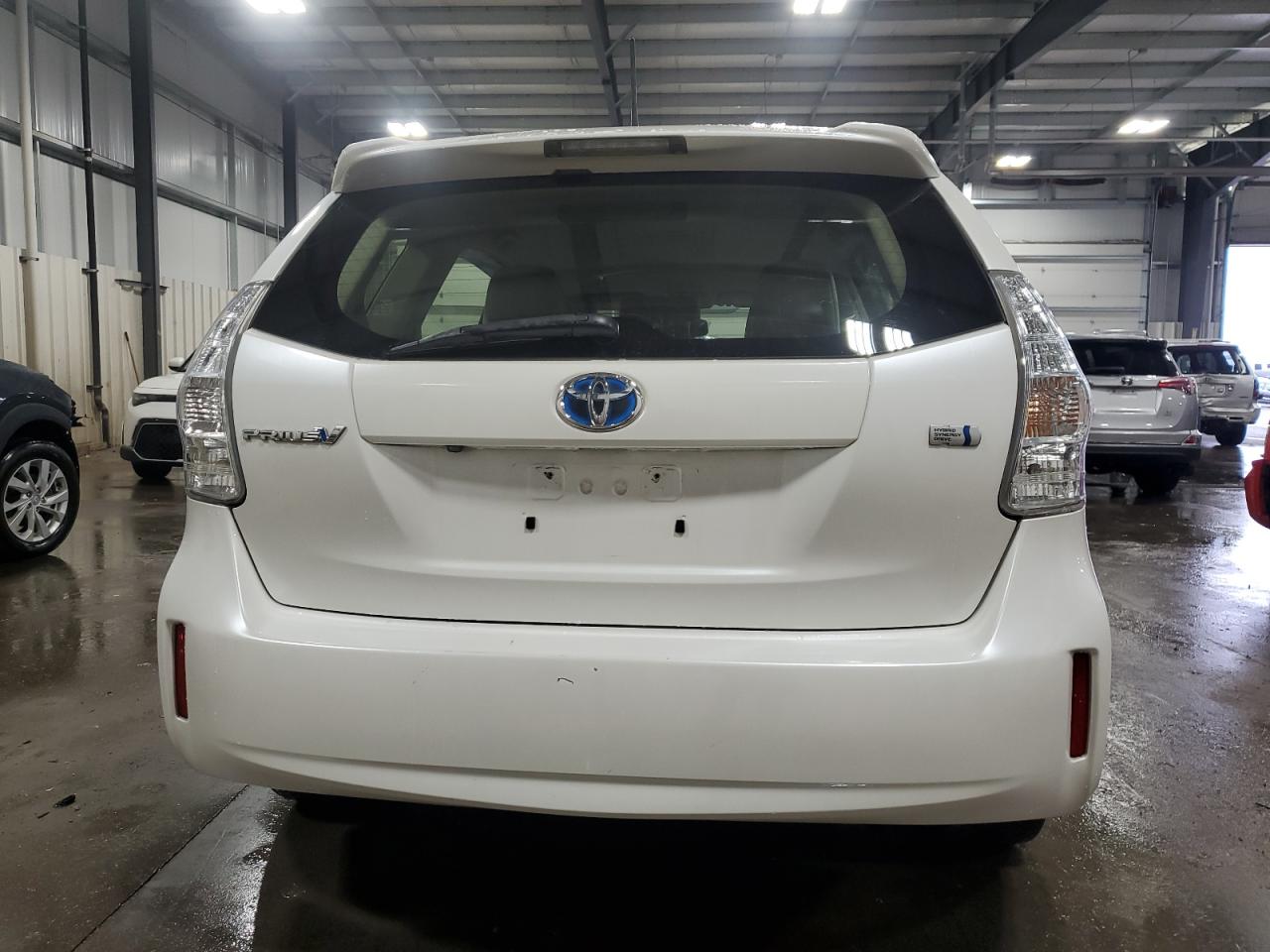 2014 Toyota Prius V VIN: JTDZN3EU6EJ002388 Lot: 81121164