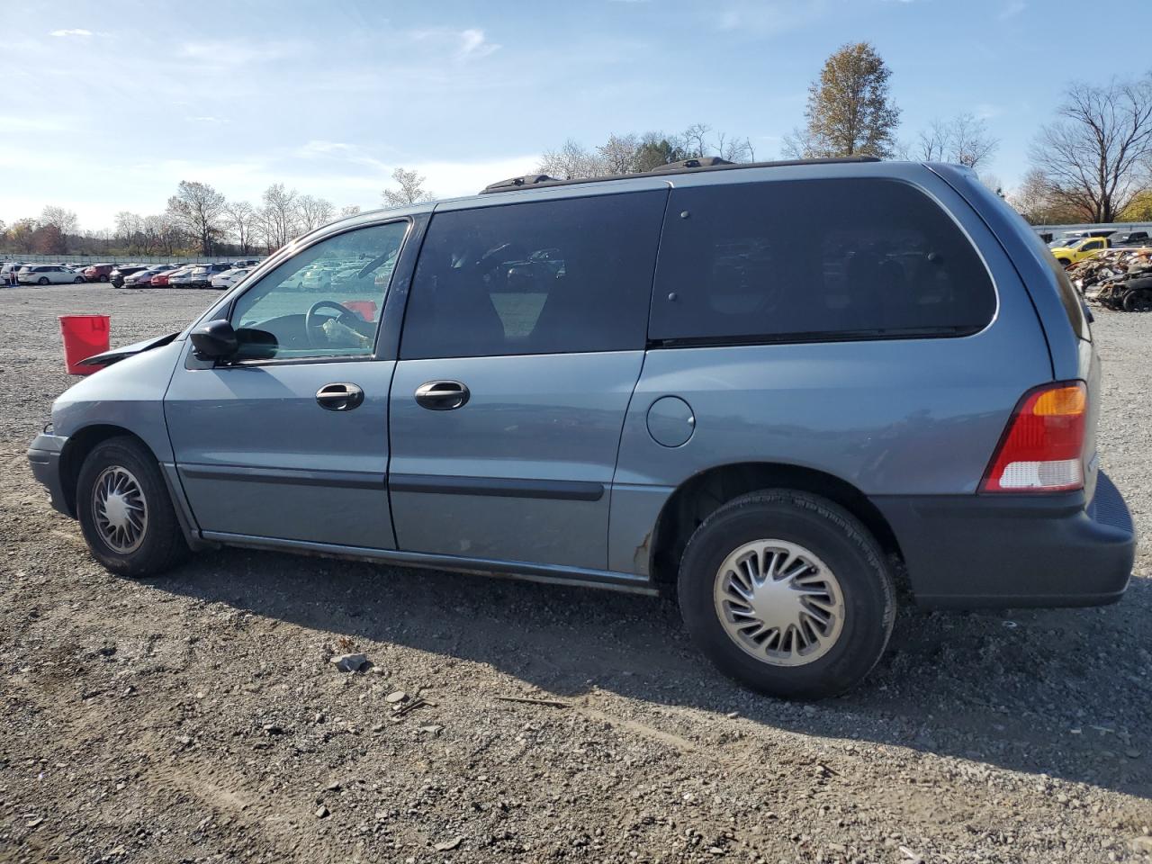 1999 Ford Windstar - Image 2
