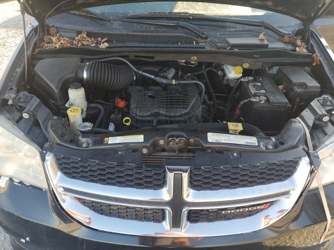 2012 Dodge Caravan - Image 12