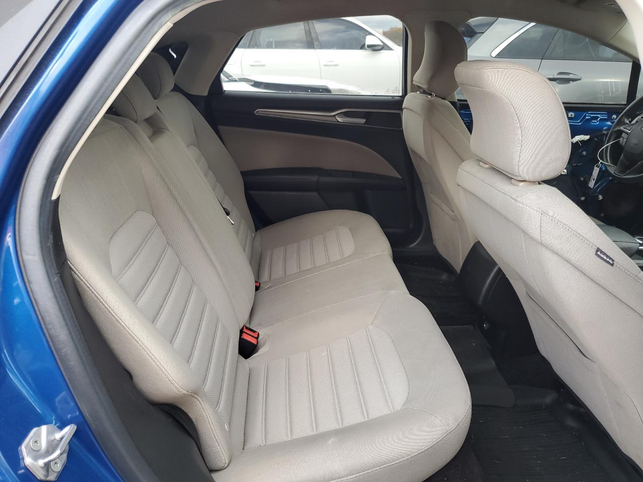 2017 Ford Fusion - Image 10