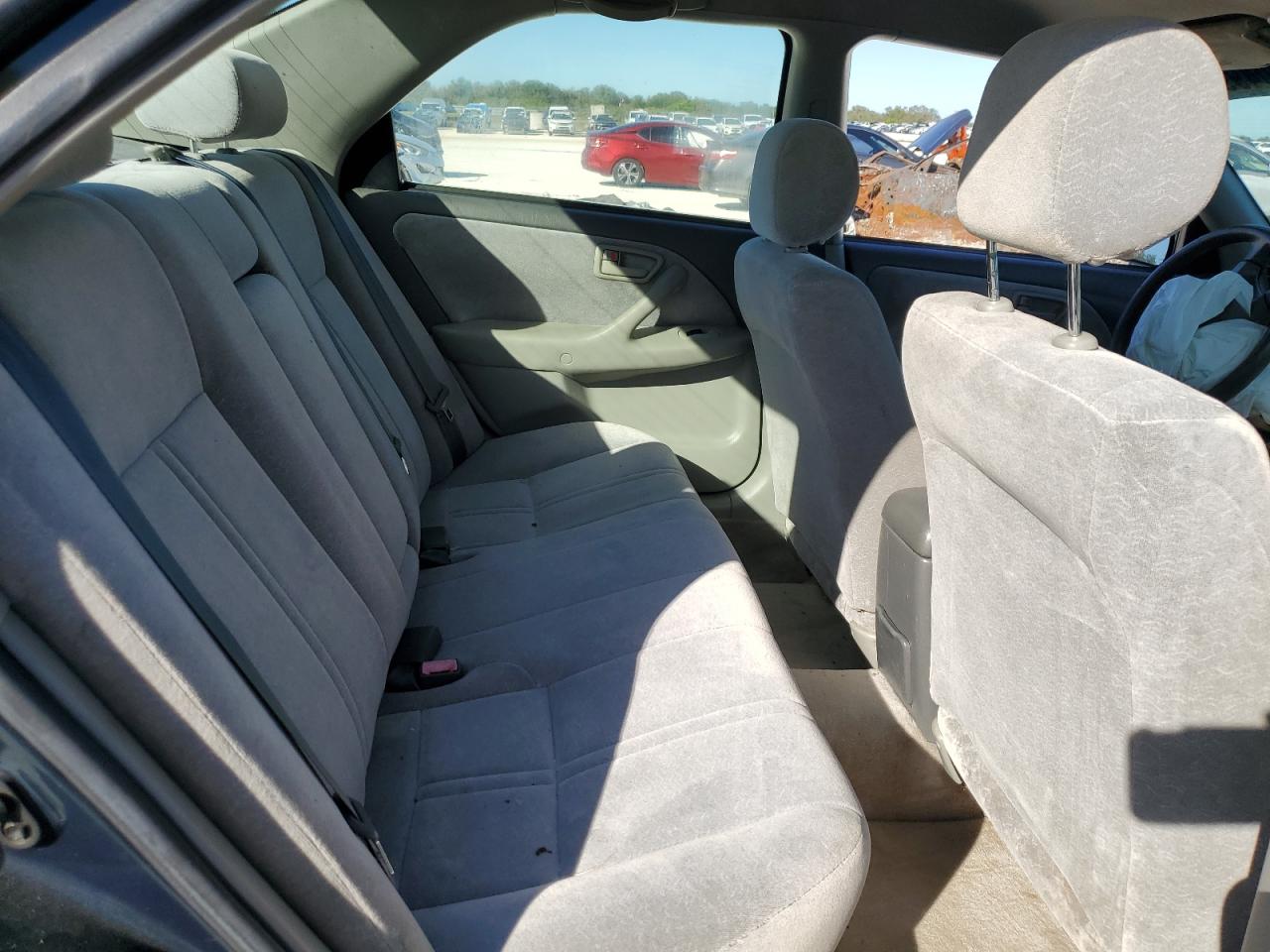 1998 Toyota Camry - Image 10