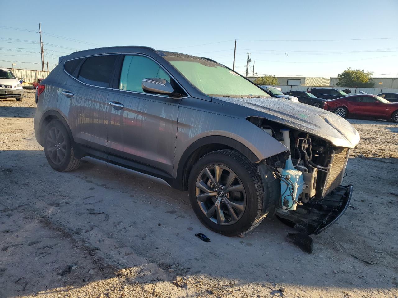 2017 Hyundai Santa Fe - Image 4