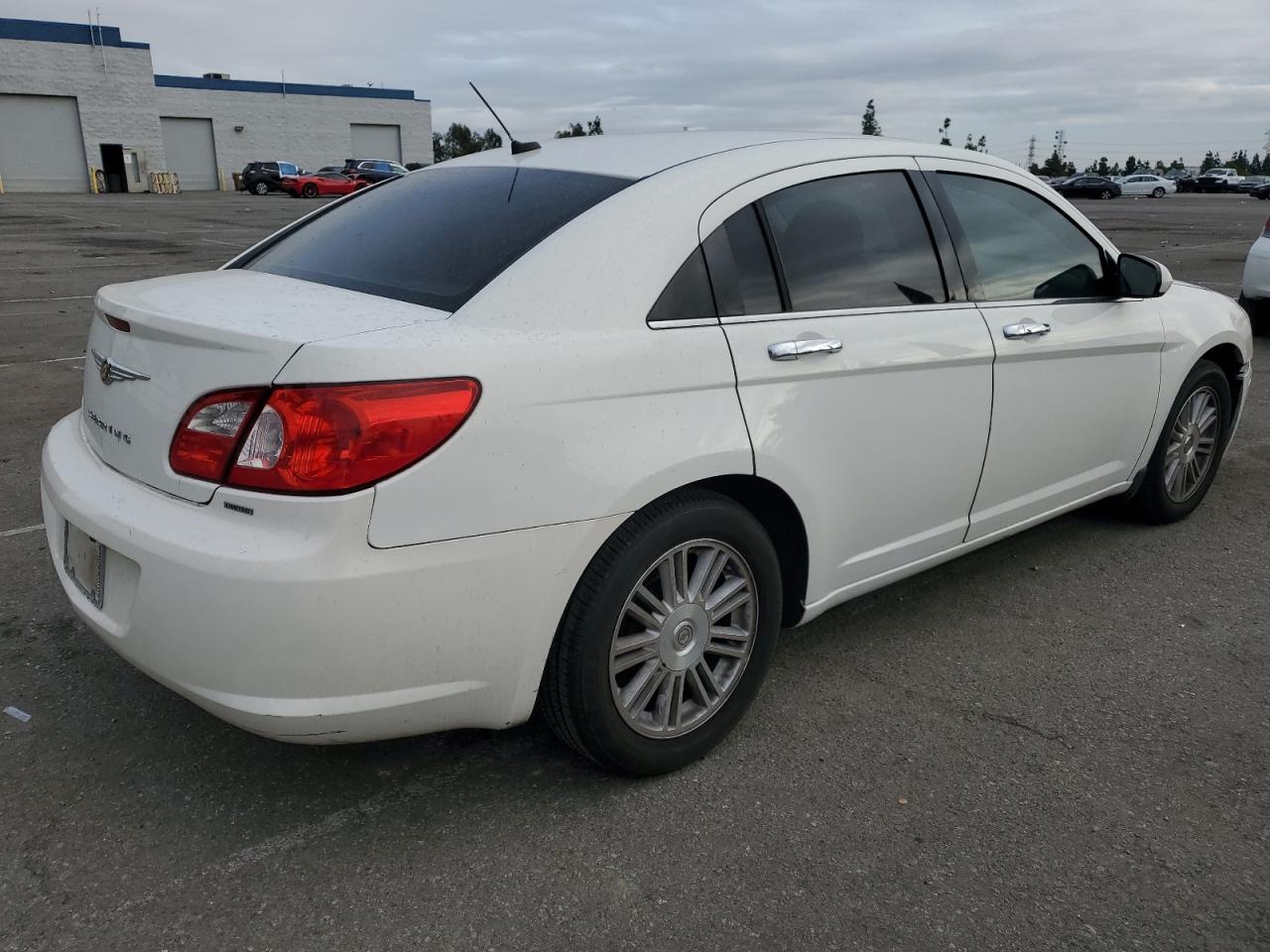 2008 Chrysler Sebring - Image 3