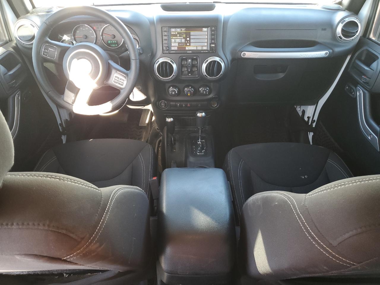 2015 Jeep Wrangler - Image 8