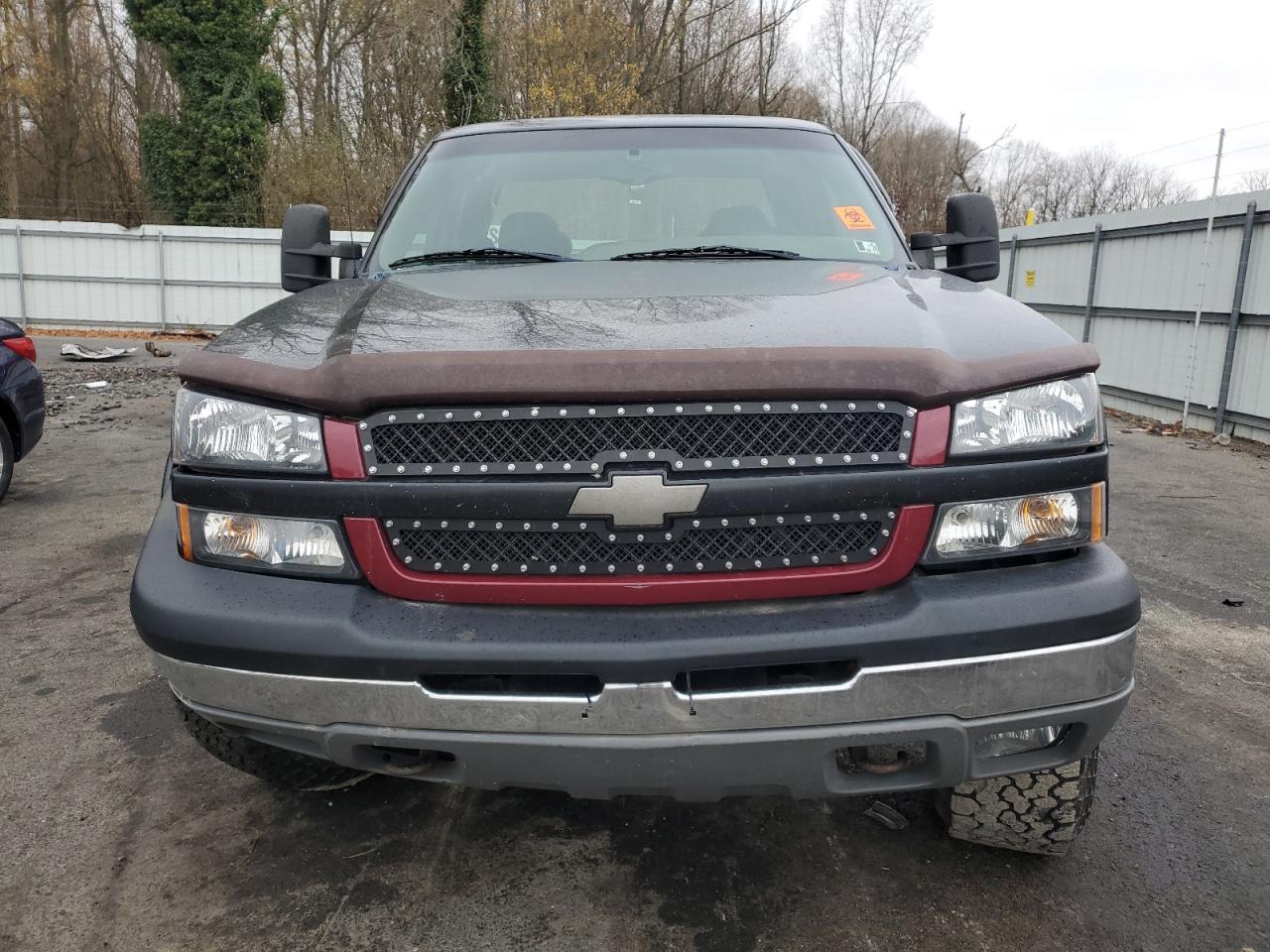 2003 Chevrolet Silverado - Image 5