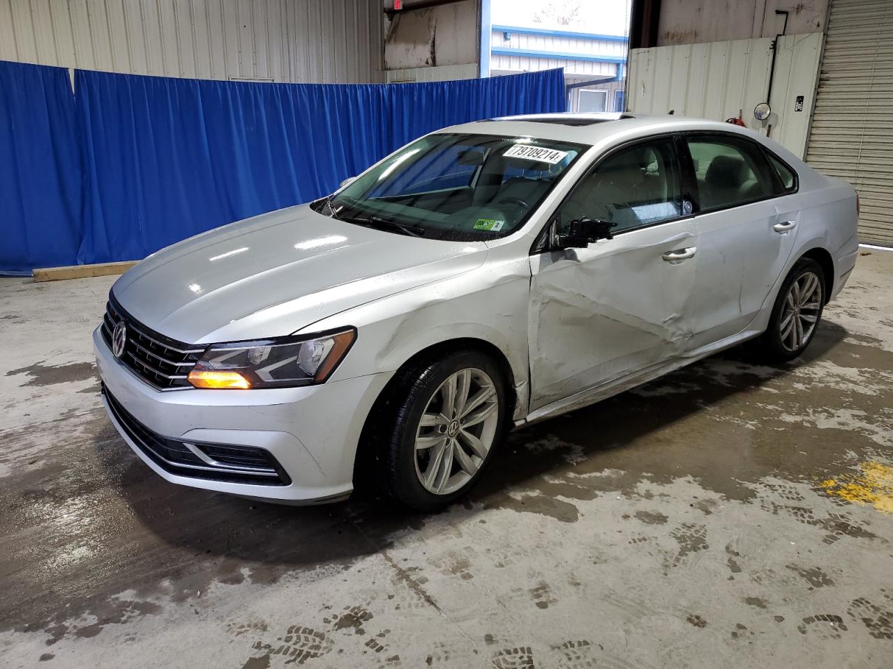 2019 Volkswagen Passat - Image 1