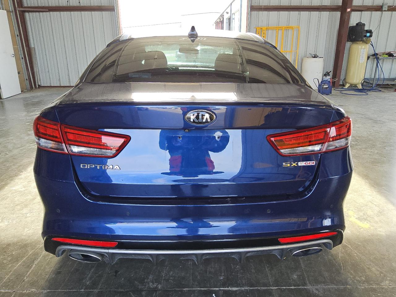 VIN 5XXGW4L20JG209952 2018 KIA OPTIMA no.6