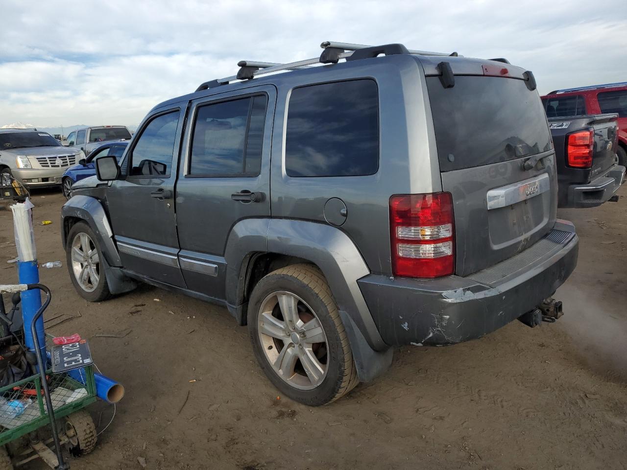 2012 Jeep Liberty (North America) - Image 2