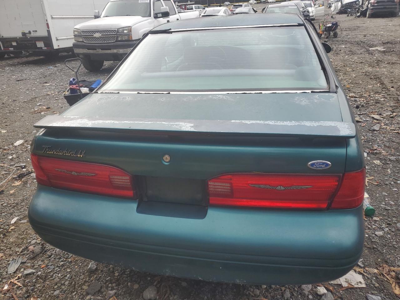 1997 Ford Thunderbird Lx VIN: 1FALP6245VH171563 Lot: 81970734