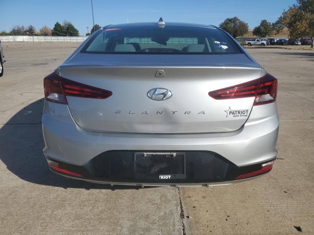2020 Hyundai Elantra - Image 6