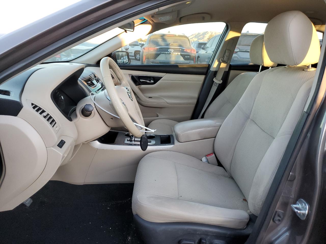 2015 Nissan Altima - Image 7
