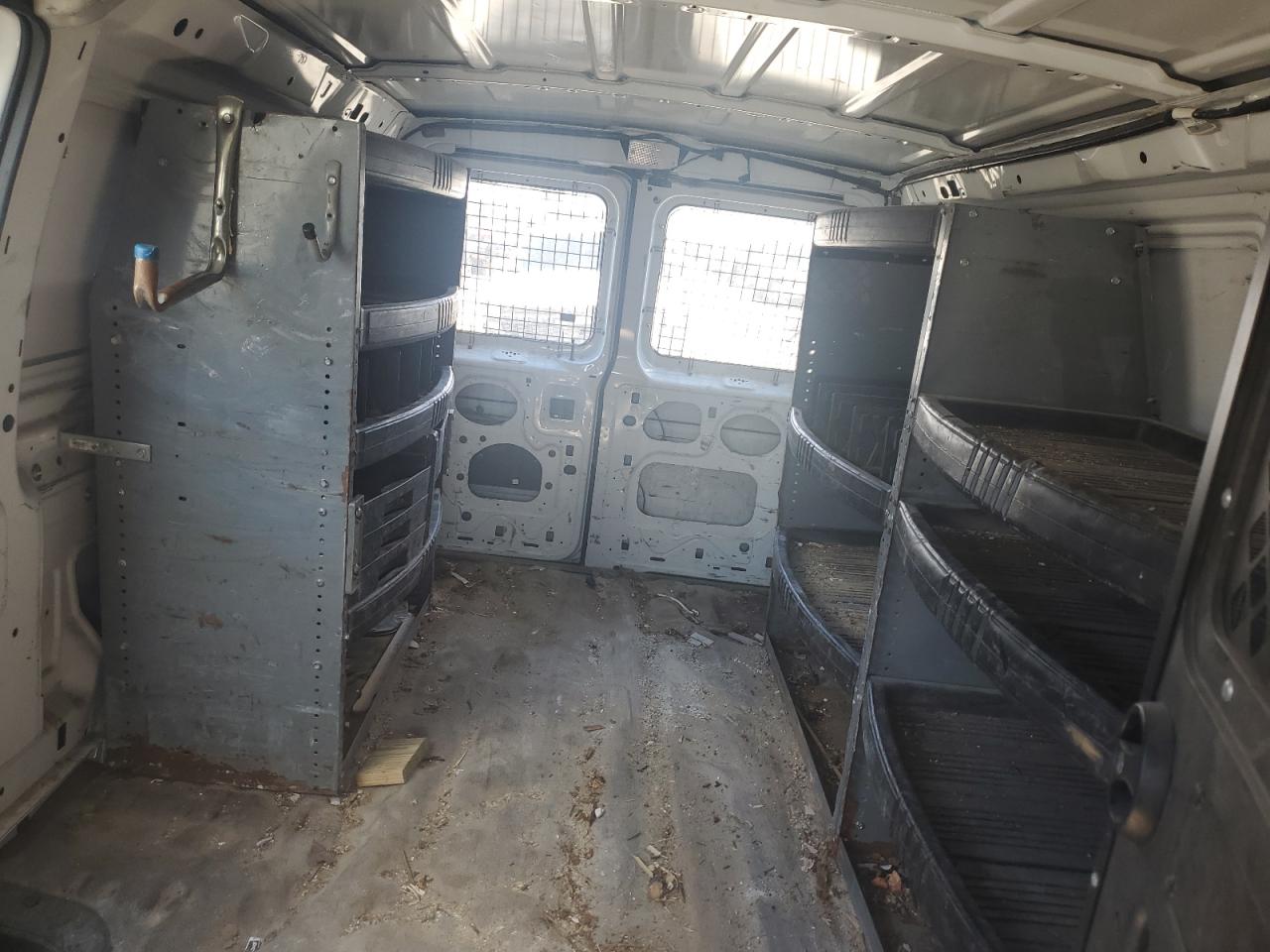 2008 Ford Econoline - Image 10