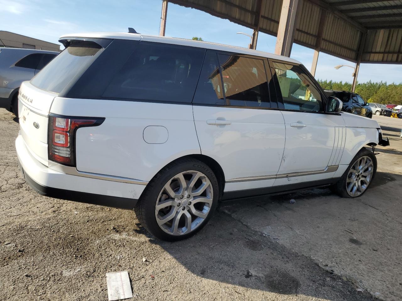 2015 Land Rover Range Rover - Image 3