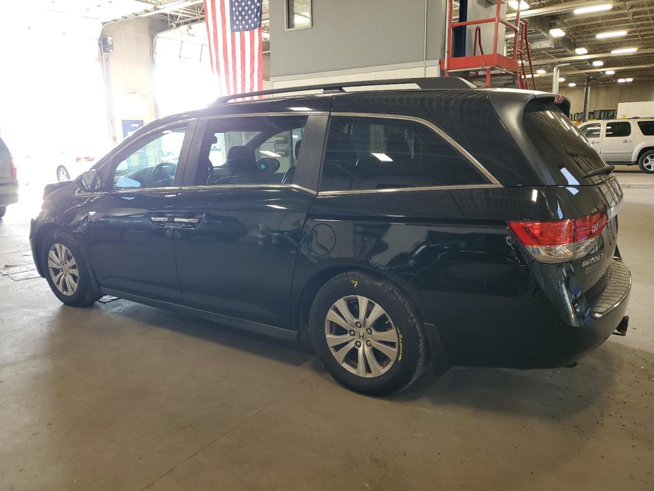 2014 Honda Odyssey - Image 2