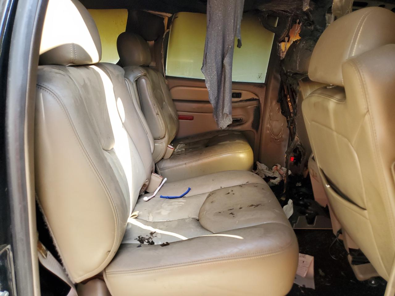 2005 GMC Yukon Xl Denali VIN: 1GKFK66U55J261664 Lot: 81940574