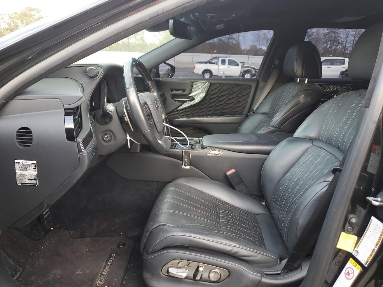 2018 Lexus LS - Image 7