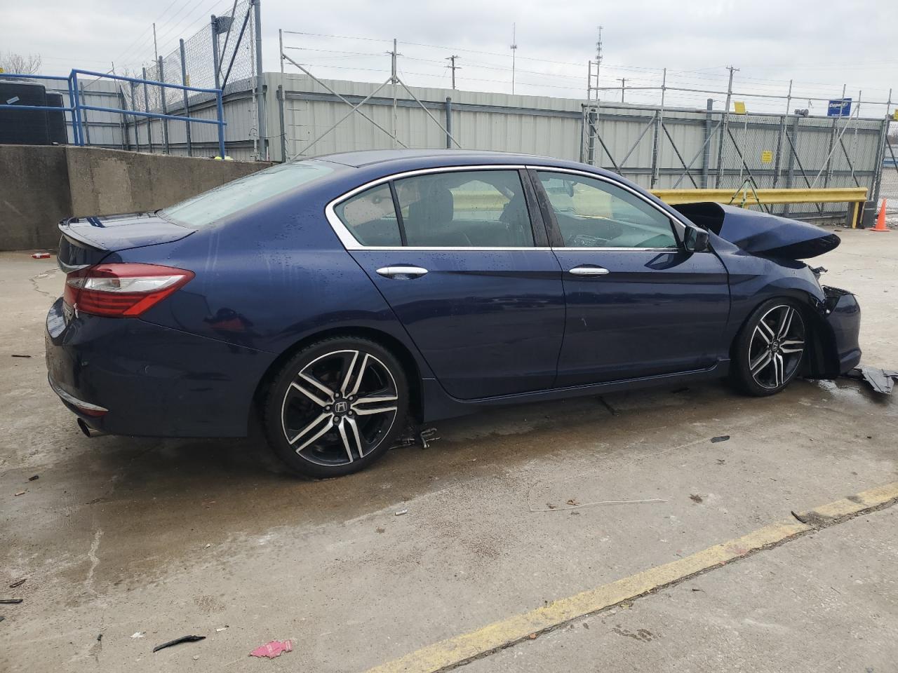 VIN 1HGCR2F59GA104526 2016 HONDA ACCORD no.3