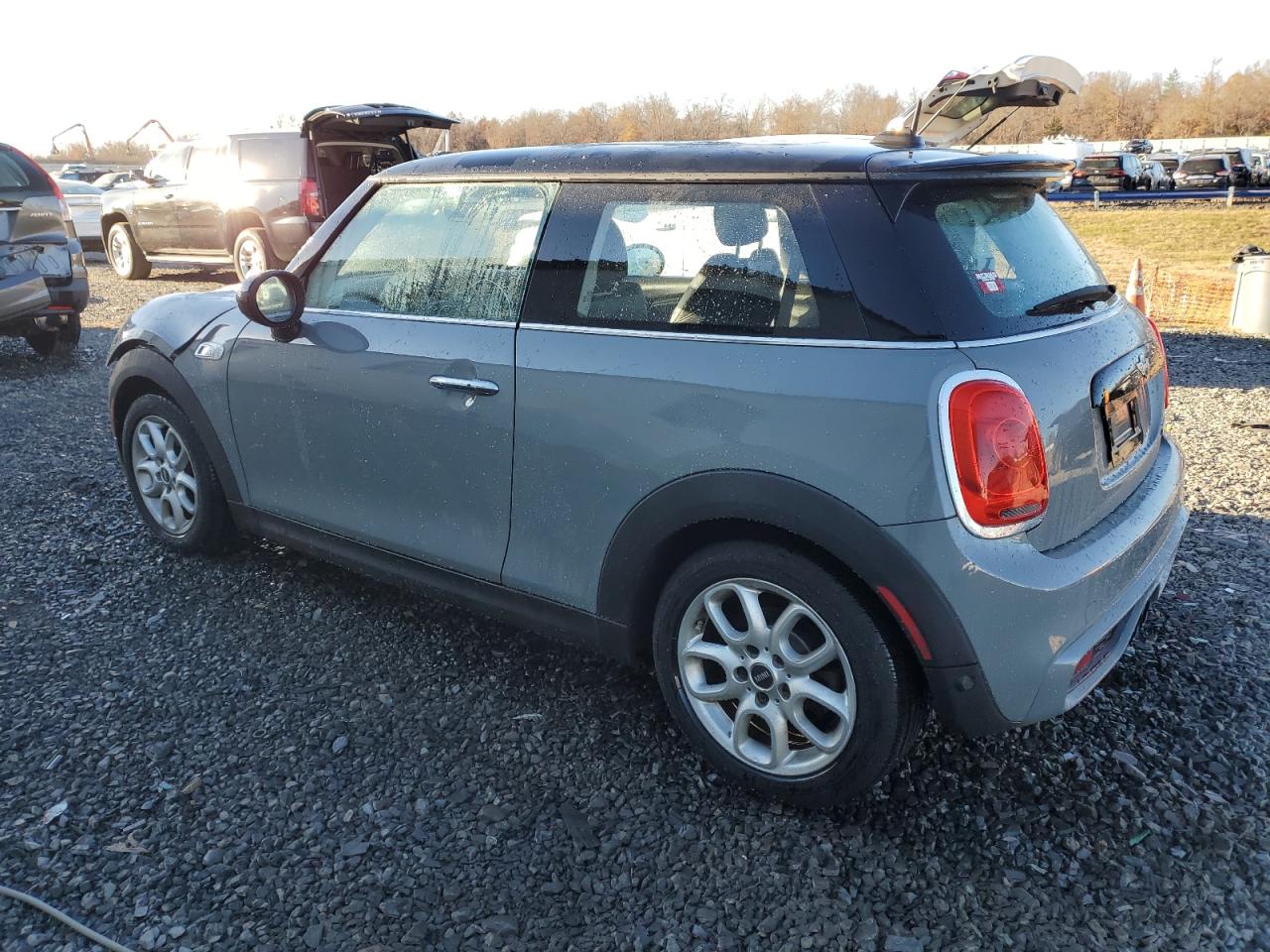 2015 MINI Cooper - Image 2